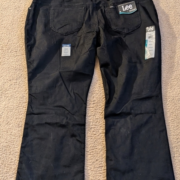 New With Tags Lee Black Mid Rise Regular Fit Bootcut Jeans Size 26W Petite - Picture 6 of 6